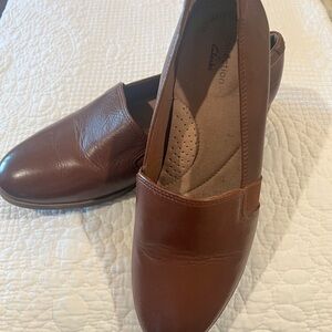 Clarks Trendy and Comfortable Women's Cognac Brown Leather Slip-on Loafers
